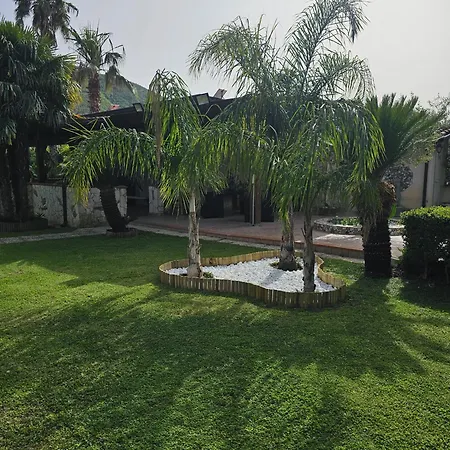 Garden House Bed & Breakfast